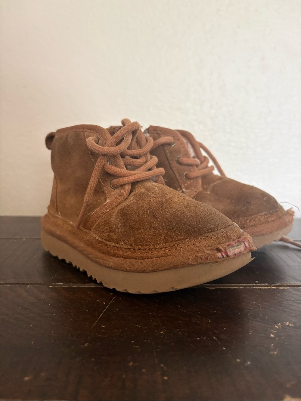 Boys Toddler Uggs Neumel Size 9